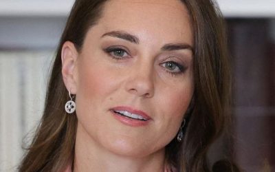 “Farvel, Kate”: Den kongelige familie er knust, Kate Middleton har netop afsluttet sin kamp mod … tabt. Se den første kommentar